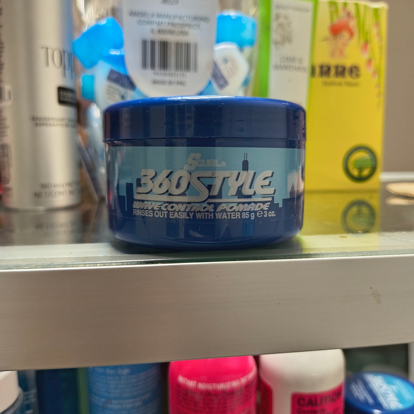 360 Style wave control pomade
