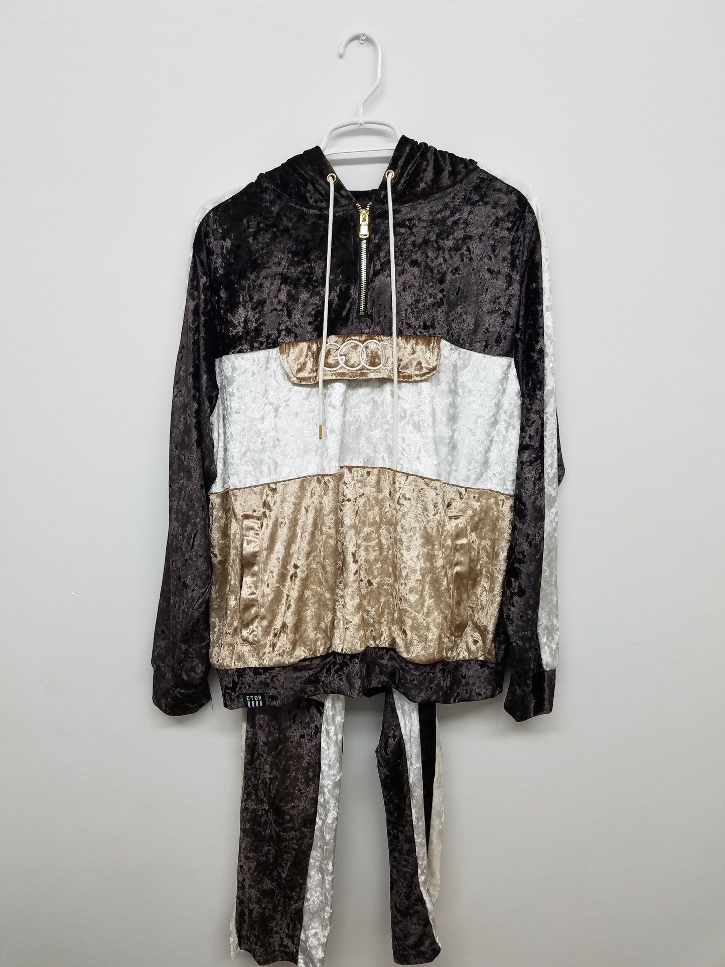 Jogging Suit